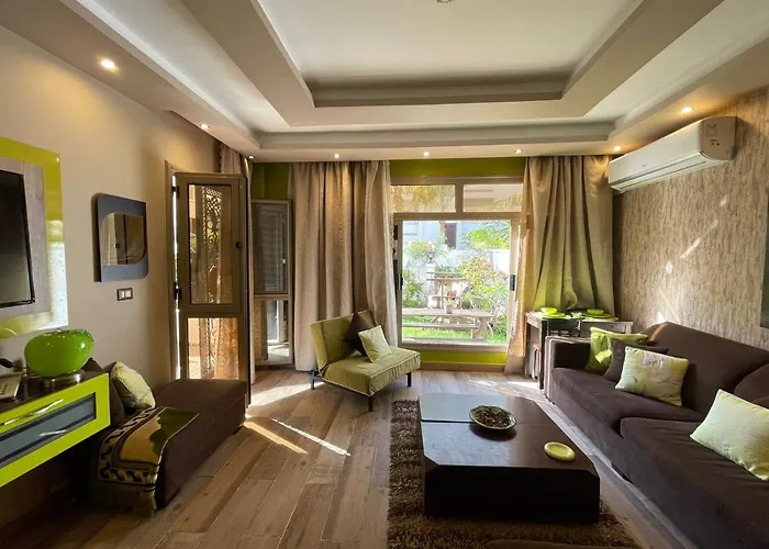 Luxury Mamoura Alexandria Apartment